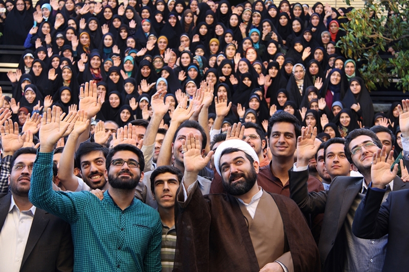 کلاس مجردها؛ مهمان-آزاد