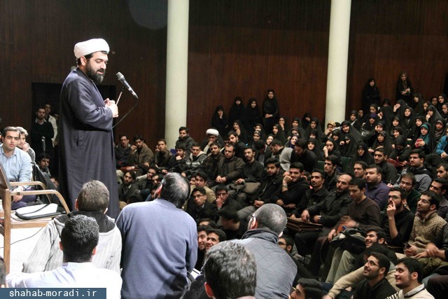 کلاس مجردها؛ جلسه ۱۸۶ کلاس مجردها؛ جلسه ۱۸۶